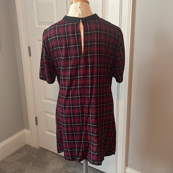 BCBGeneration plaid tunic with fun details - Picture 2 of 5